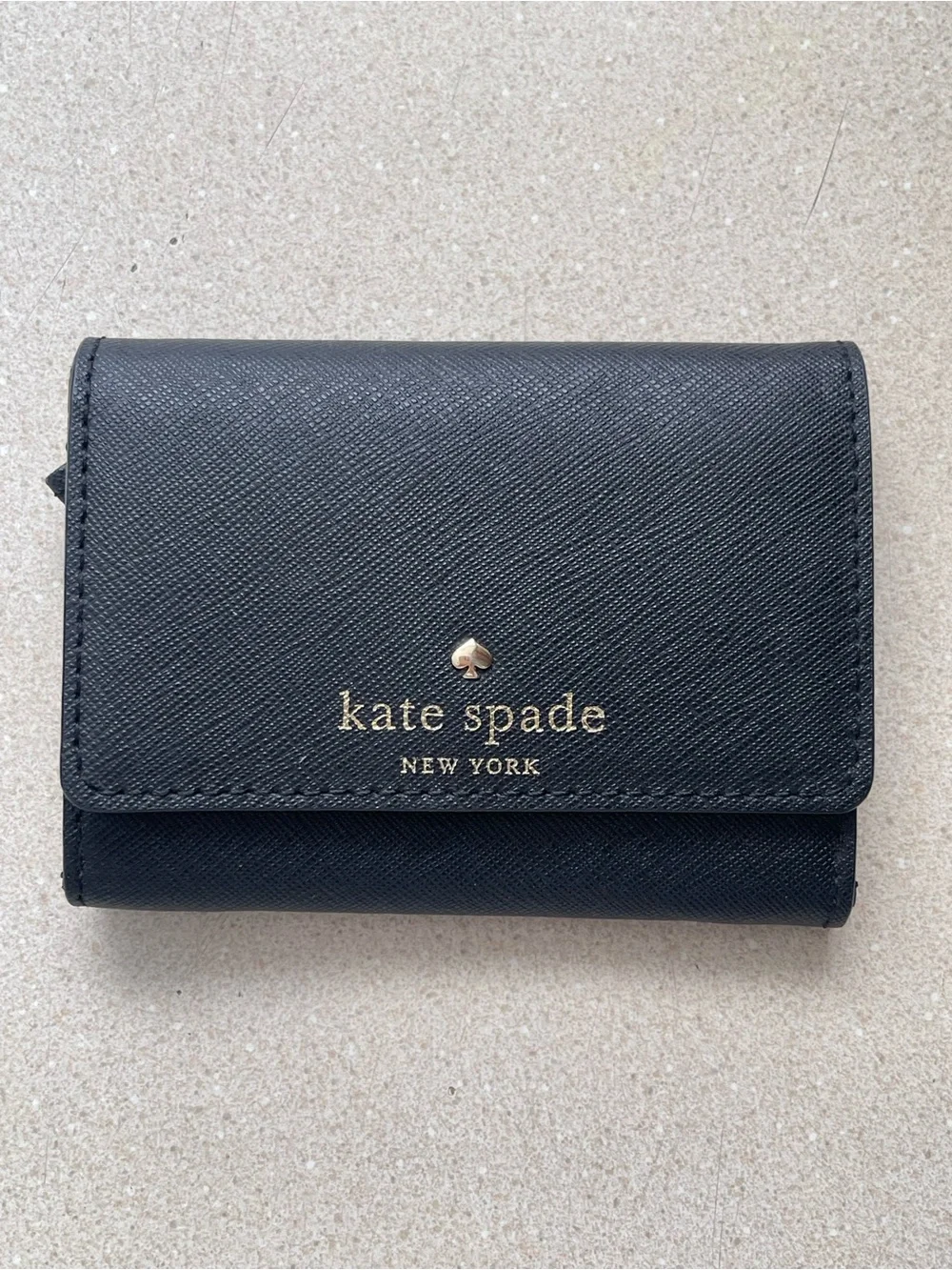 kate spade New York ♠️ Street Darla Black coin purse Wallet with Gold Logo